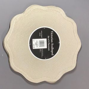 NEW Benson Mills Victorian Scalloped Placemats Tan Linen Set